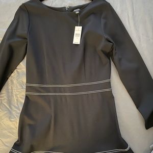 Ann Taylor NWT size 6 black knot flutter dress